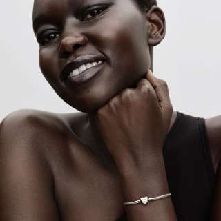 Браслет из гранёной «змейки» с застёжкой-сердцем 