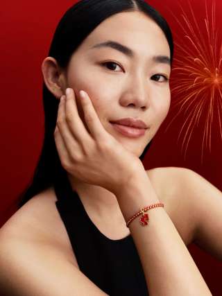 Mini talisman cu fluture 