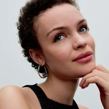 Cercei-hoops deschiși de 42 mm în formă organică 