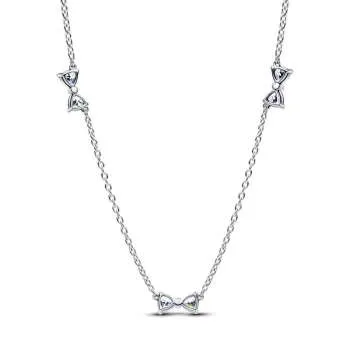 Colier cu lanț și elemente fundă 