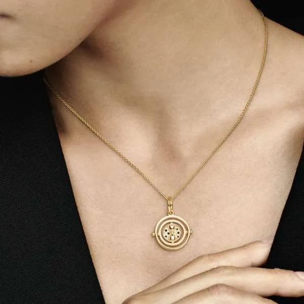 Harry Potter, pandantiv cu Time Turner rotitor