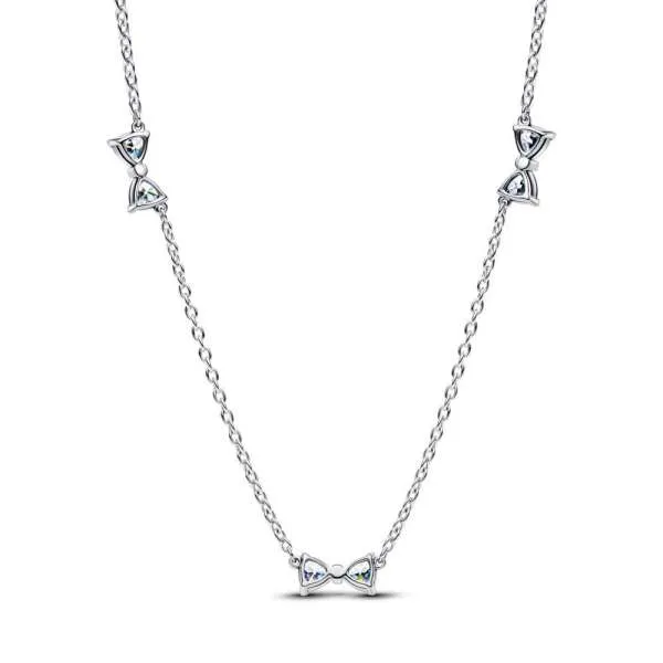 Colier cu lanț și elemente fundă 