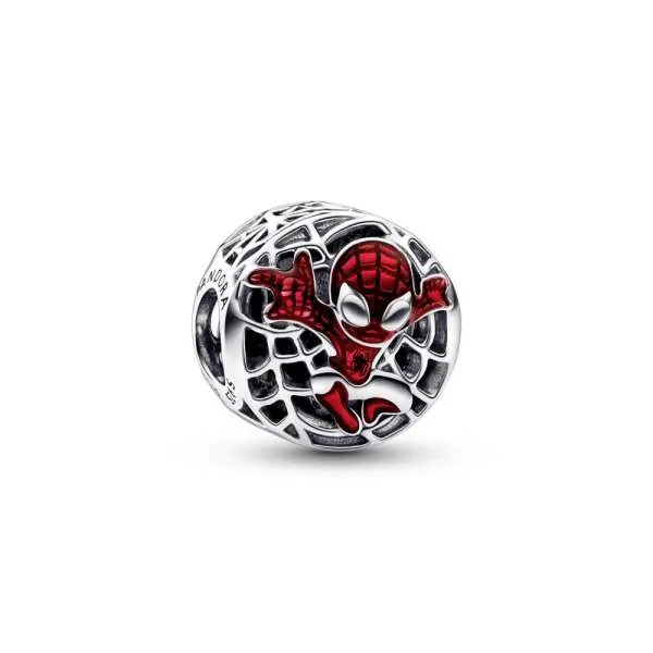 Talisman Spider-Man de la Marvel în atmosferă urbană