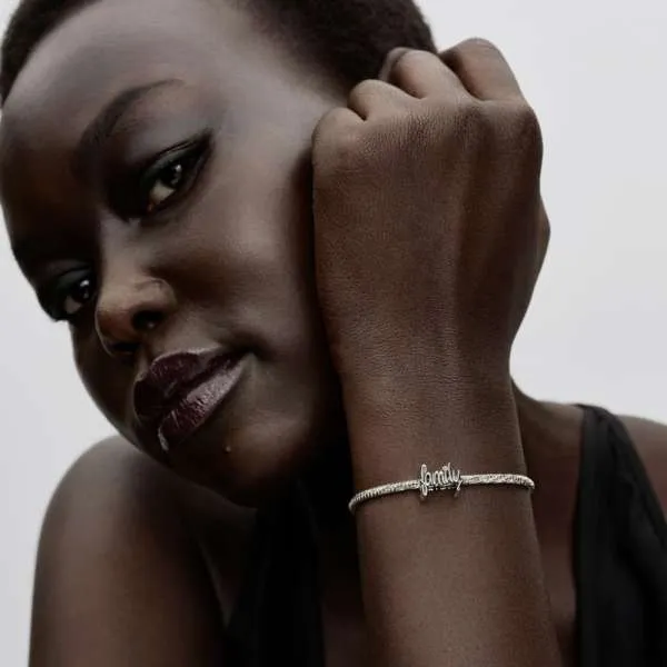 Шарм «Family» с рукописной надписью 