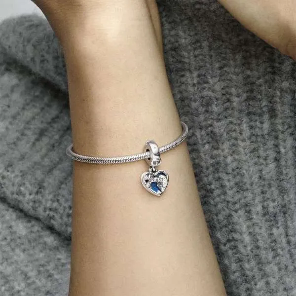Talisman tip pandantiv Disney Doamna și vagabondul, în formă de inimă
