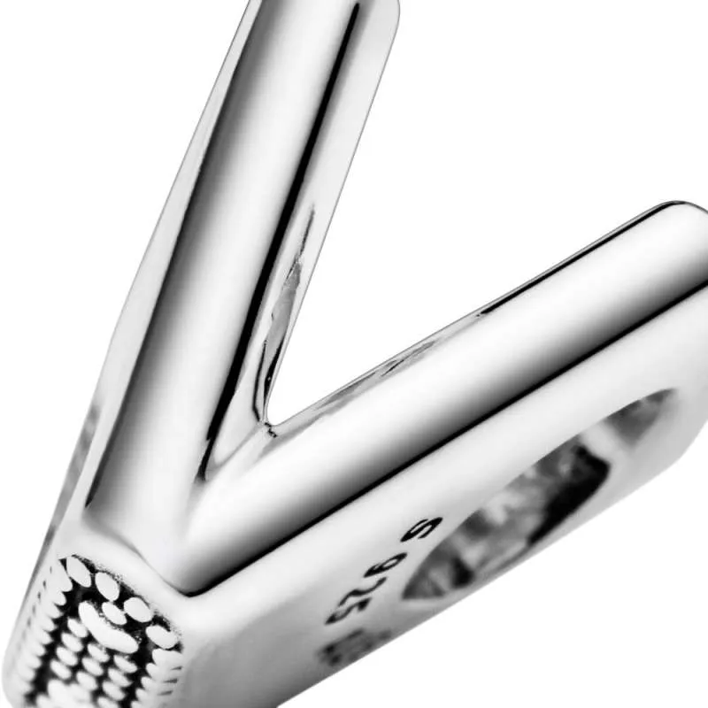 Litera V