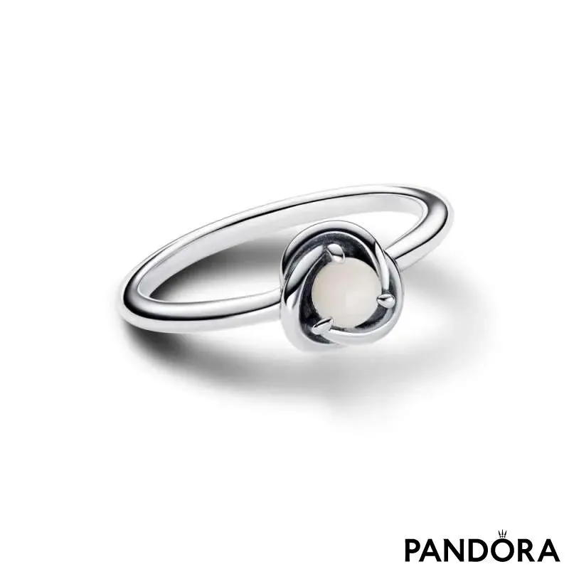 Перстень «Круг вечности» с камнем для рожденных в июне 