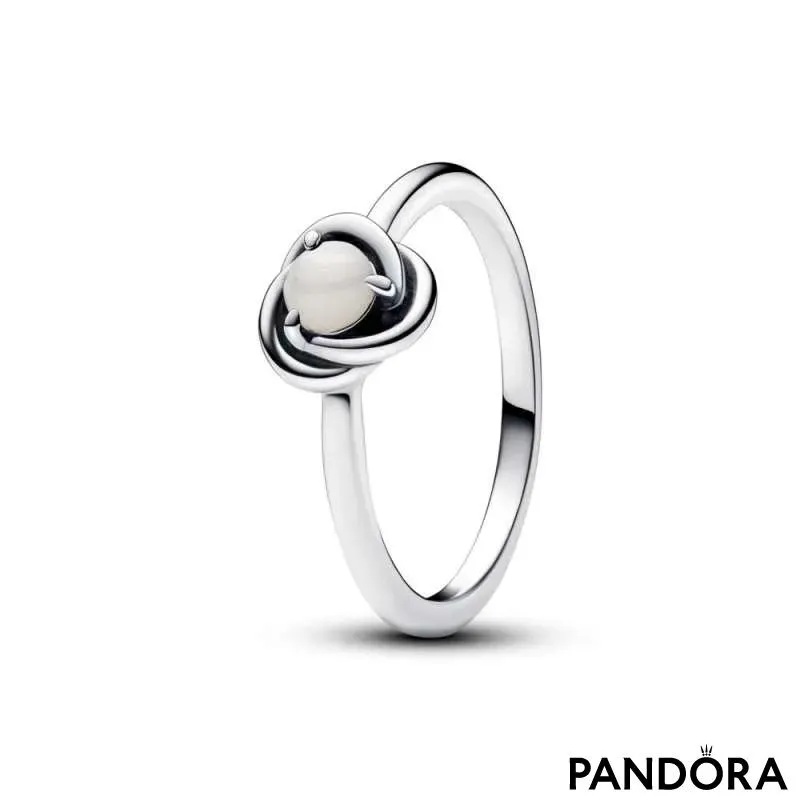 Перстень «Круг вечности» с камнем для рожденных в июне 