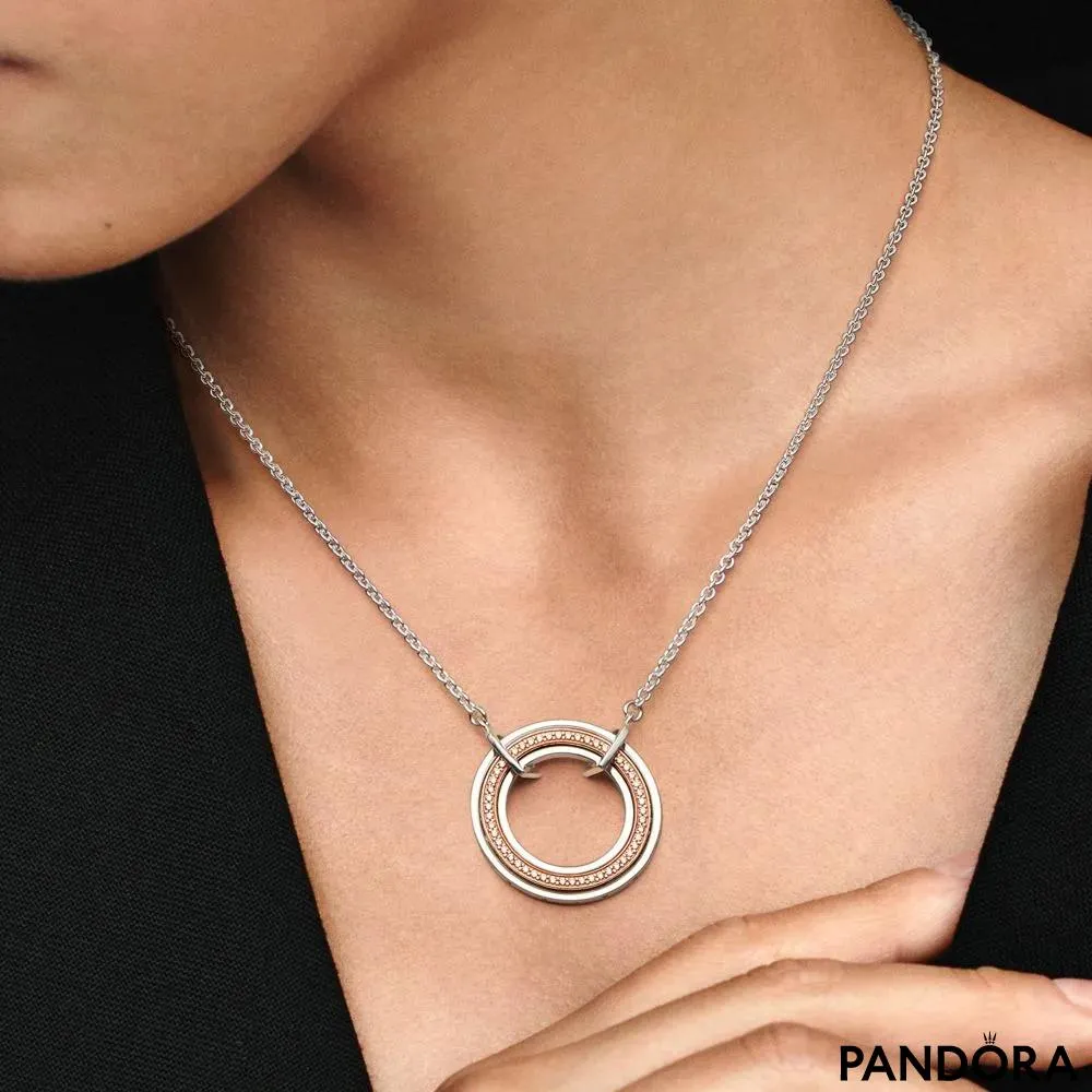 Двухцветное колье с логотипом Pandora Signature паве