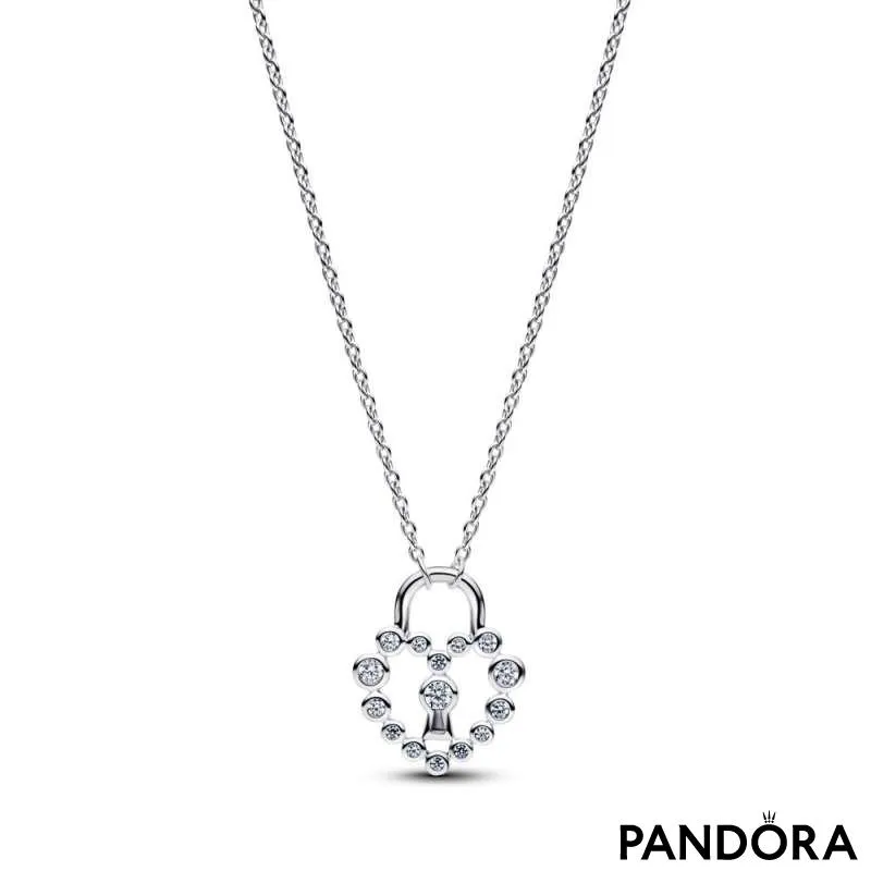 Colier cu pandantiv cu lacăt în formă de inimă și halo strălucitor 