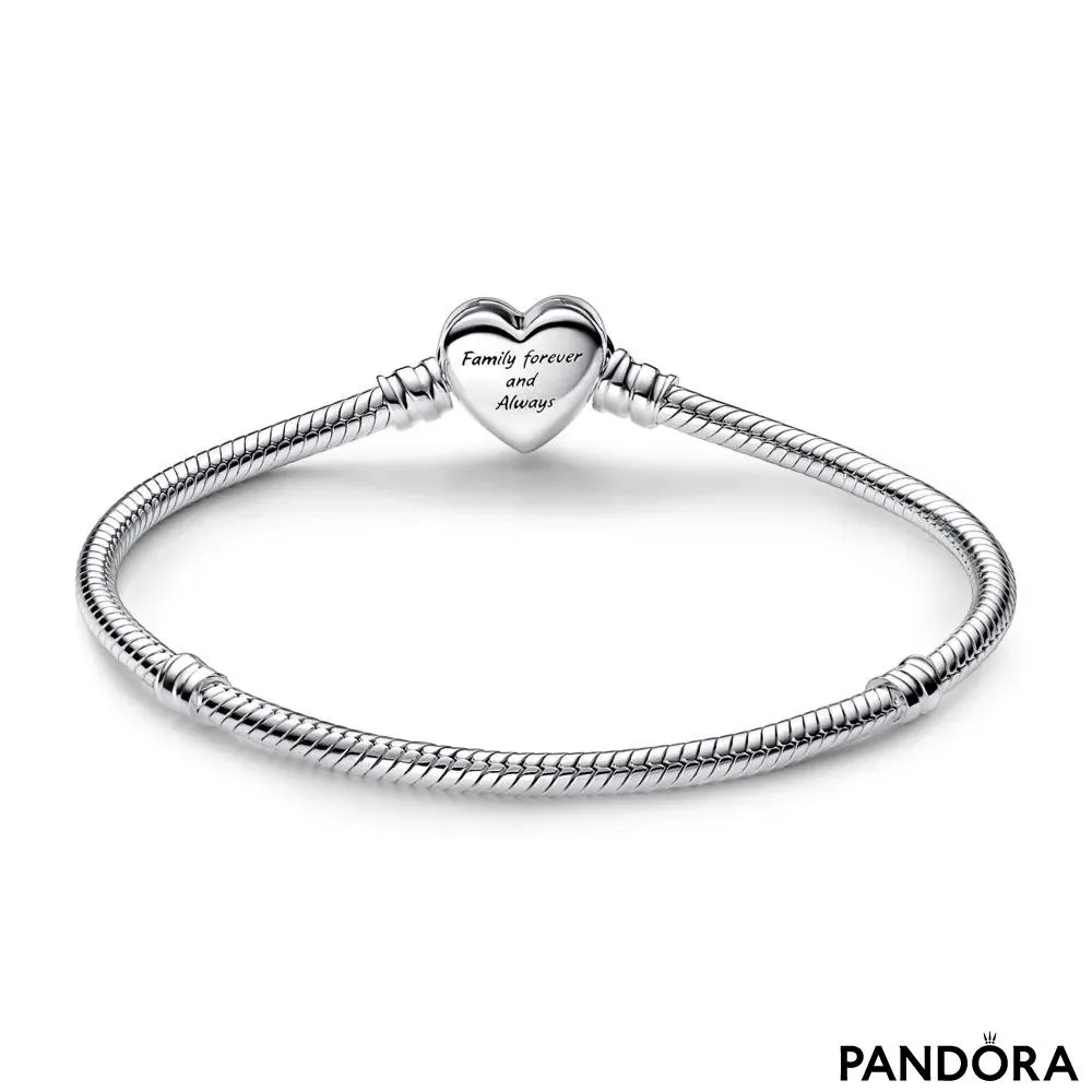 Brățară tip lănțișor clasic cu închizătoare sub formă de inimioară strălucitoare Pandora Moments Infinit