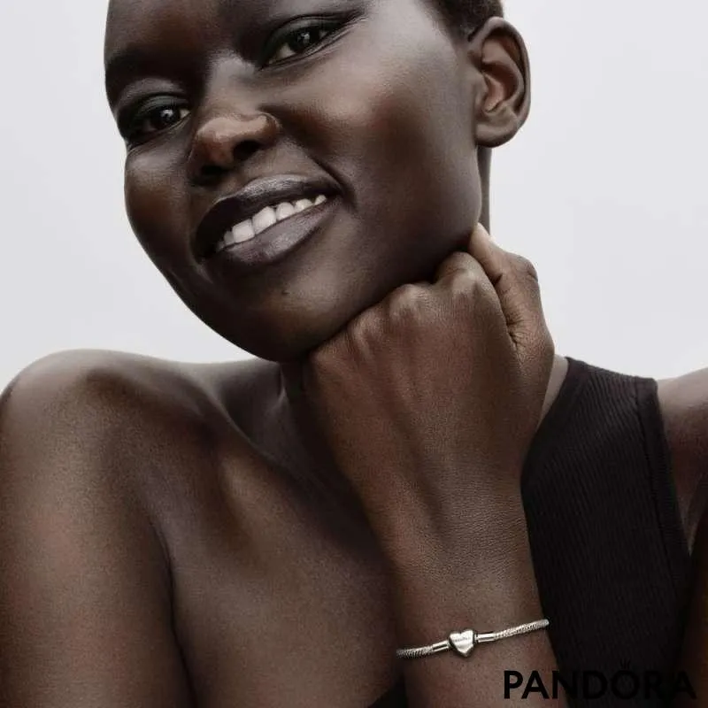 Браслет из гранёной «змейки» с застёжкой-сердцем 