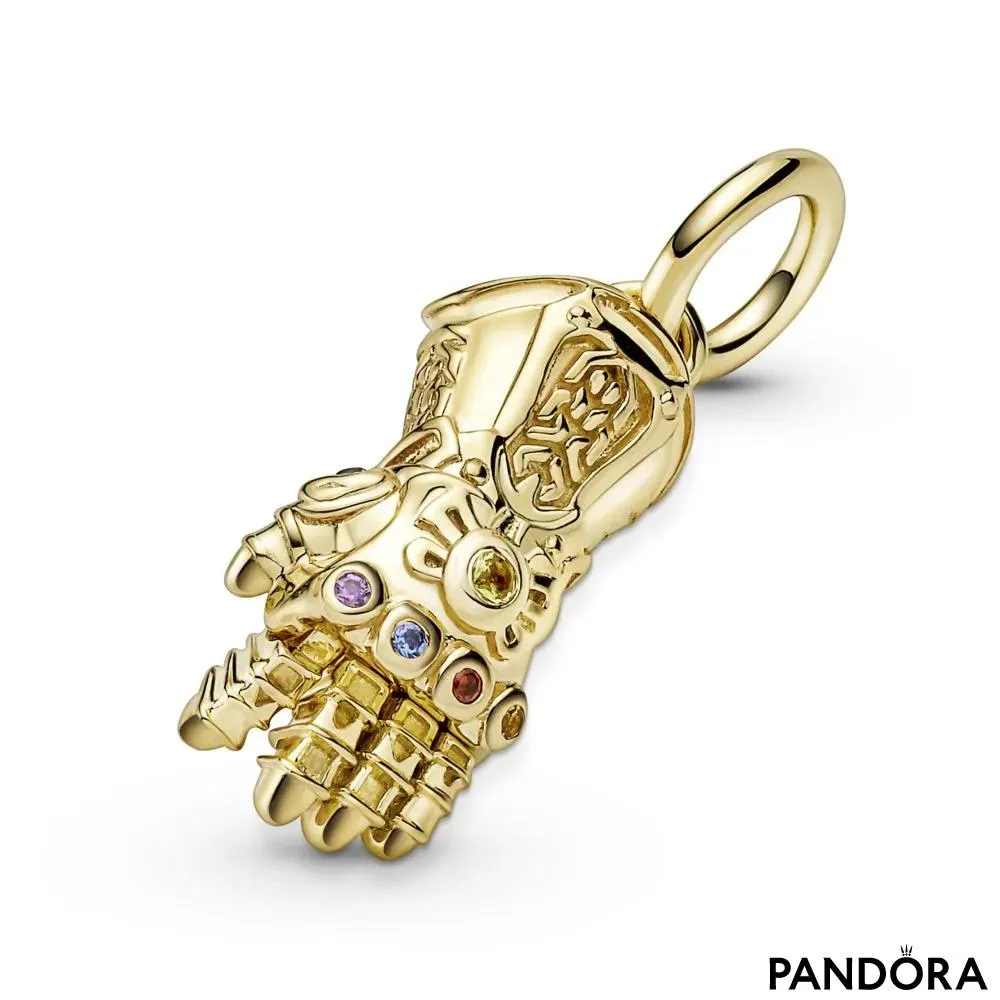 Talisman de tip pandantiv Infinity Gauntlet din The Avengers de la Marvel