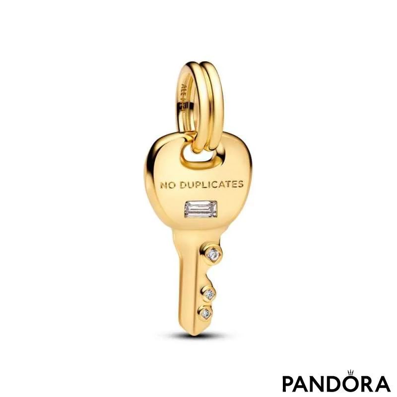 Talisman de tip pandantiv cu cheie 