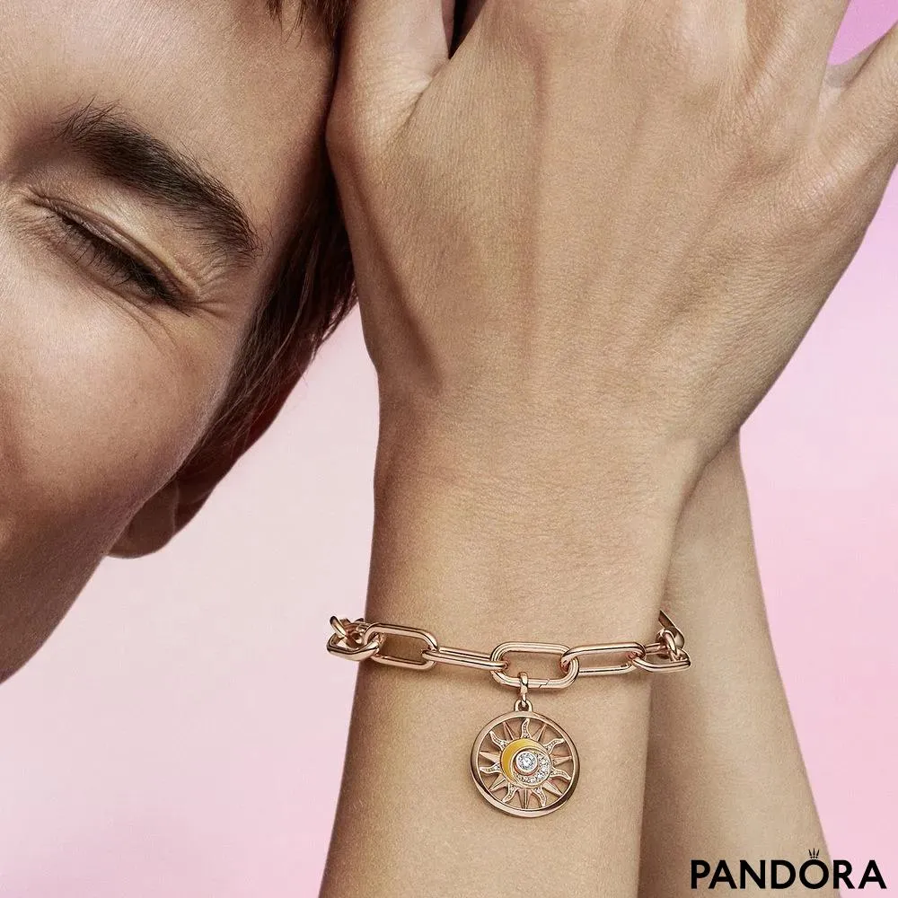 Медальон «Сила солнца» из коллекции Pandora ME