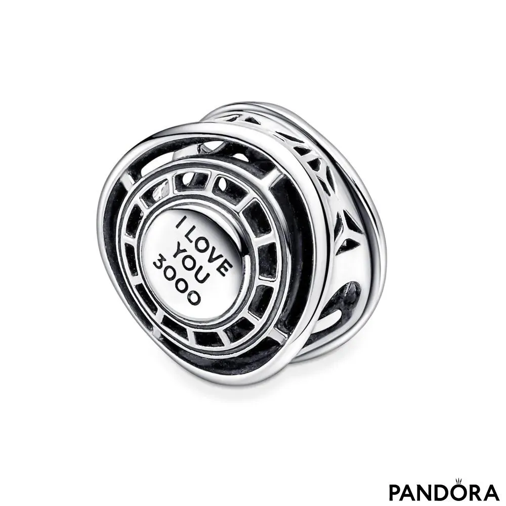 Talisman Arc Reactor al lui Iron Man din The Avengers de la Marvel