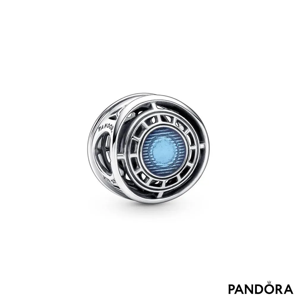 Talisman Arc Reactor al lui Iron Man din The Avengers de la Marvel