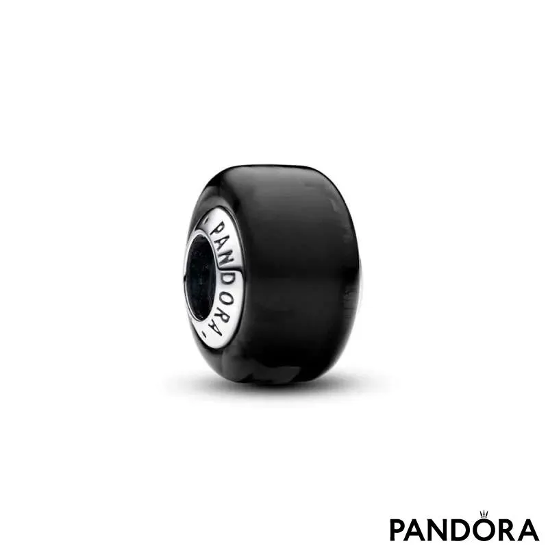 Mini talisman din sticlă de Murano neagră