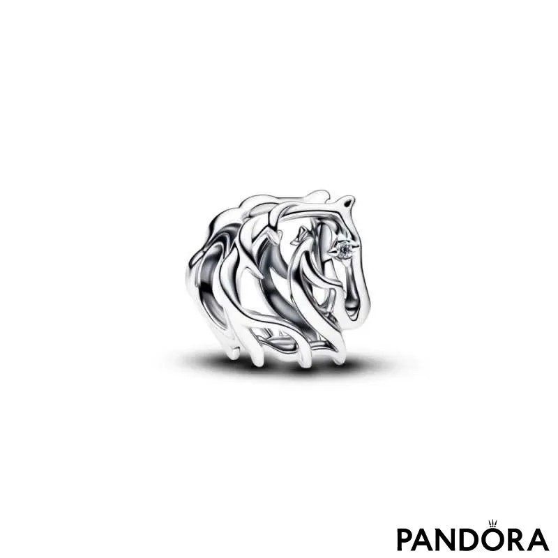 Talisman cu cal și structură dantelată 