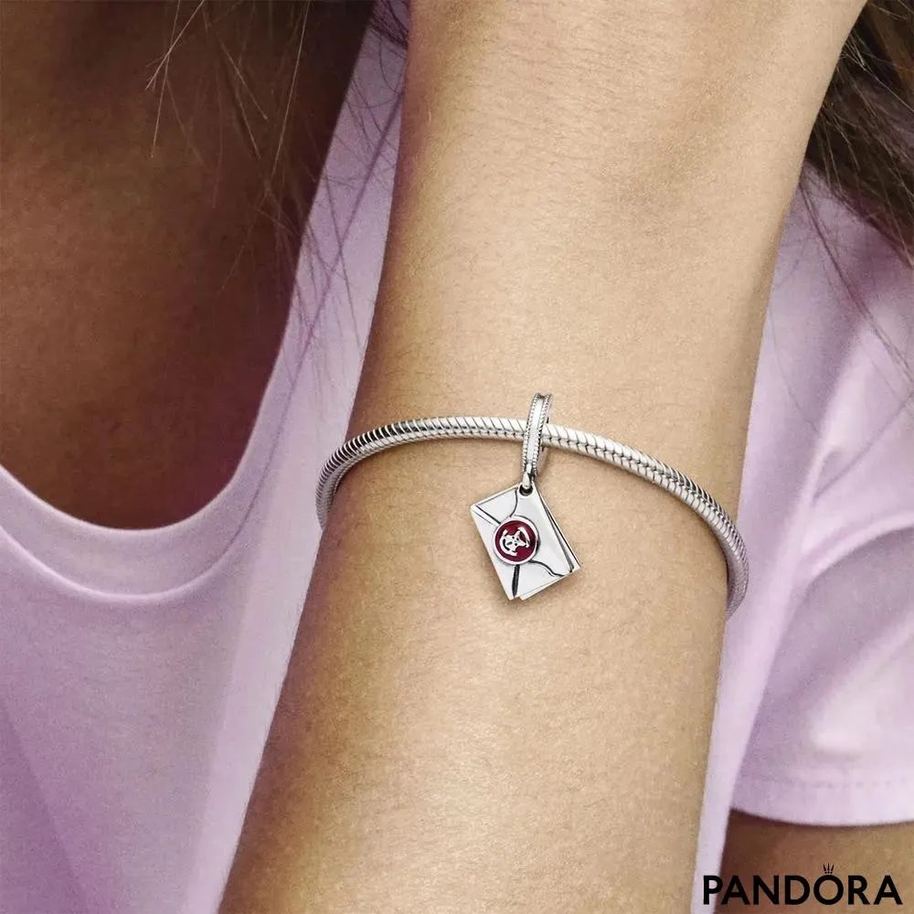 Harry Potter, talisman de tip pandantiv Scrisoarea de acceptare la Hogwarts