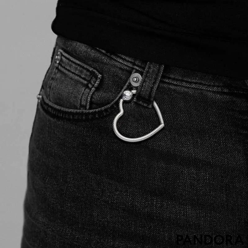 Suport pentru talismane cu inimă Pandora Moments