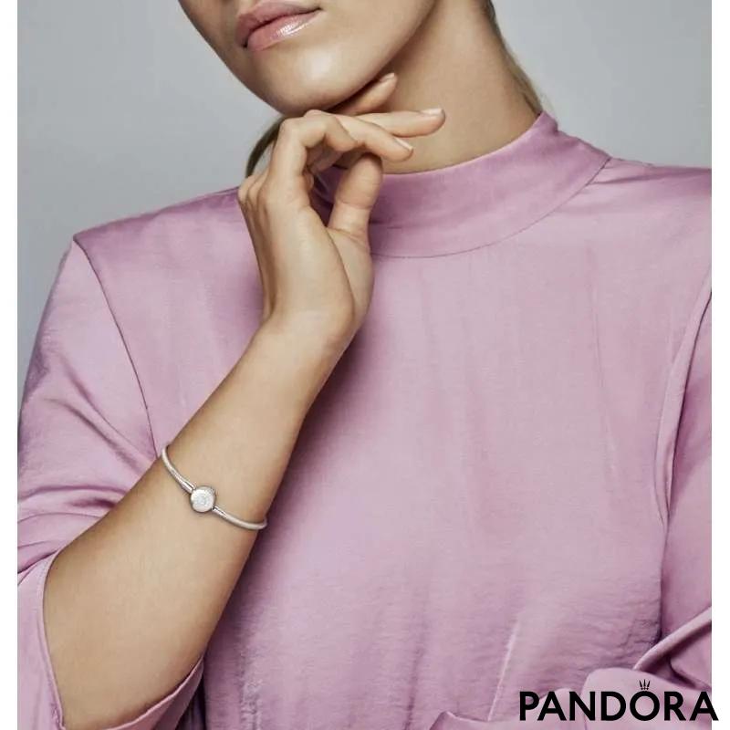 Brățară tip lanț clasic strălucitoare cu O cu coroană Pandora Moments
