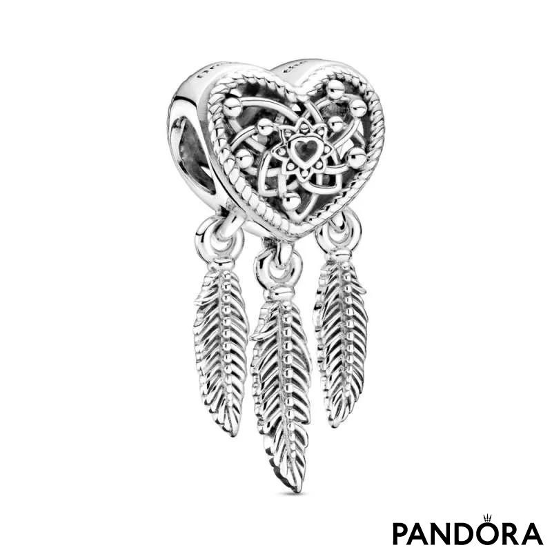 Talisman de tip dreamcatcher cu trei pene și inimioară cu structură dantelată